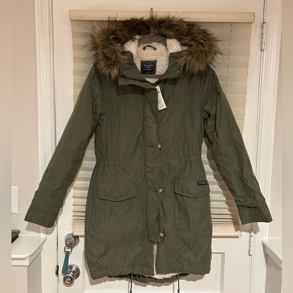 Abercrombie & Fitch Jackets & Blazers - Abercrombie & Fitch Olive Utility Jacket with Faux Fur Hood